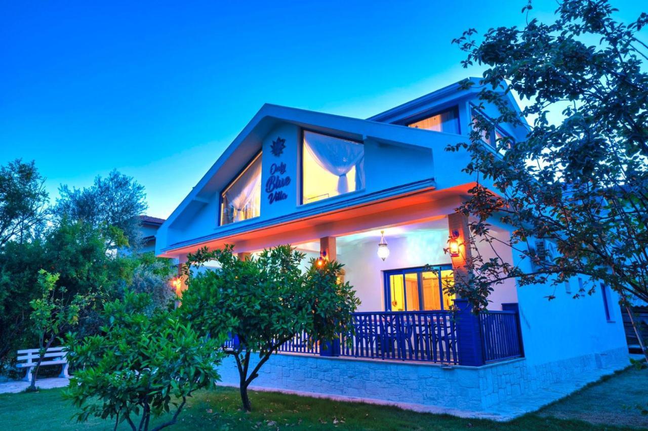 Villa Only Blue *